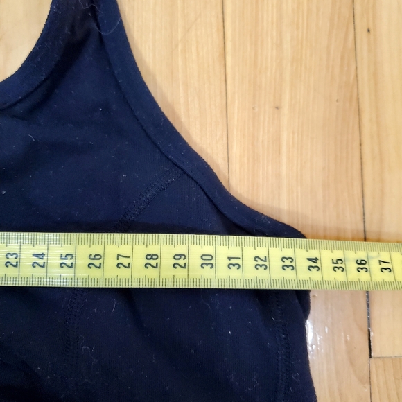 🍋🍋LULULEMON BLACK CRISS CROSS STRAPS MESH SPORT BRA - Picture 5 of 5